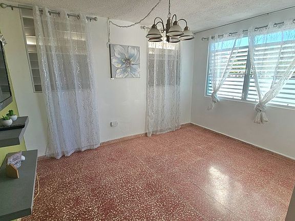 4th image of Urb Valle Guayama Calle #3-C-12