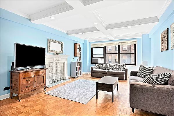 1st image of 54 W 16th St APT 5H