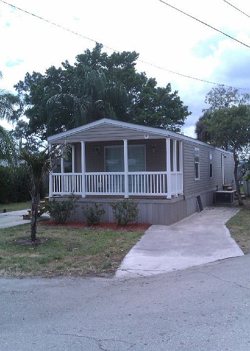 1st image of 11500 SW Kanner Hwy Lot 32