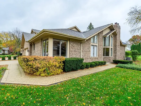 2529 Saint Andrews Dr, Olympia Fields, IL 60461