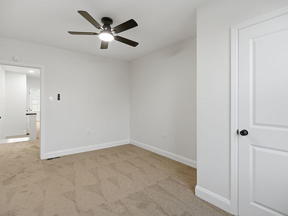 2nd image of 6313 N Garnet St