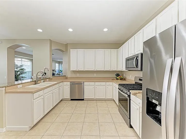7039 Woodmore Ter #7039 — Photo 16