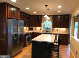 7154 Academy Rd, Warrenton, VA 20187