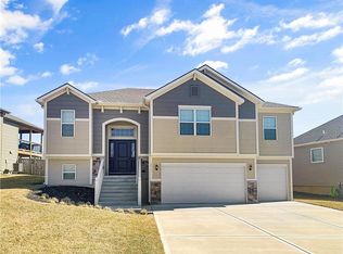 12317 N Wayne Ave, Kansas City, MO 64165