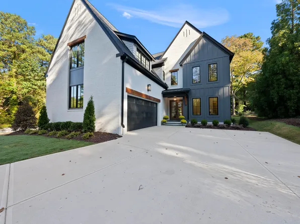1304 Lennox Pl, Raleigh, NC 27612