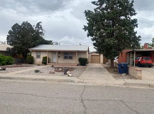 8213 Roma Ave NE, Albuquerque, NM 87108