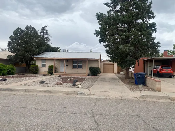 8213 Roma Ave NE, Albuquerque, NM 87108