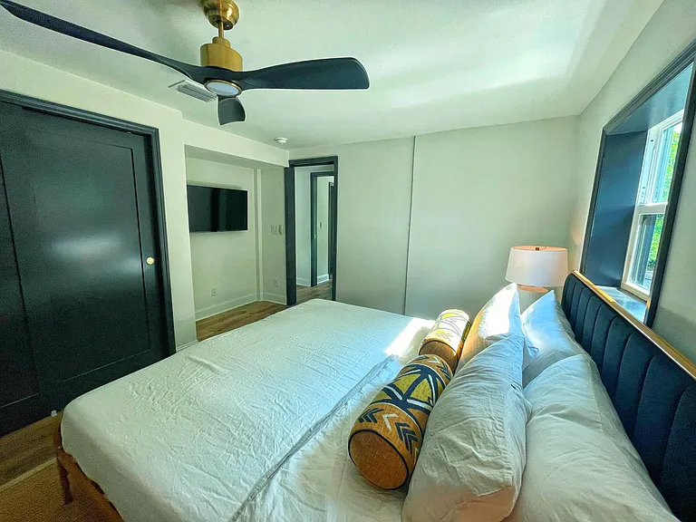 4811 Gary Rd #C — Photo 24