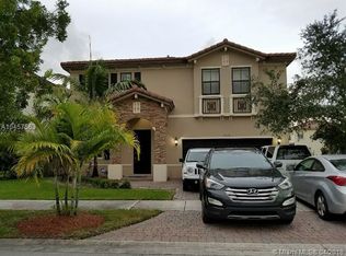 23113 SW 104th Pl, Miami, FL 33190