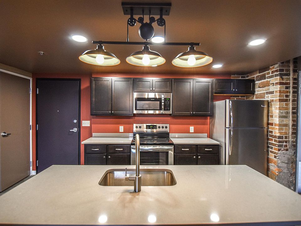 1st image of 320 S Court St #201