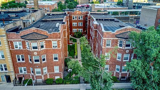 1st image of 6116 N Winthrop Ave APT 1W