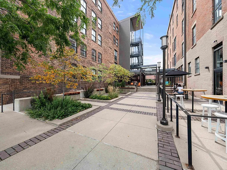 Harbach Lofts — Photo 46