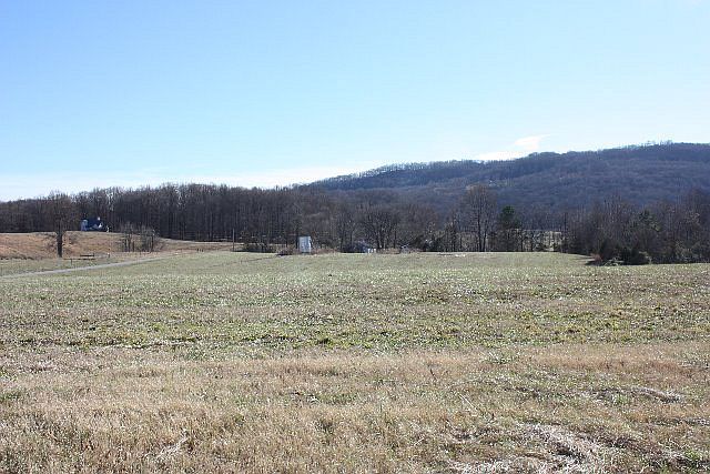 2nd image of 3018 Moodyville Rd