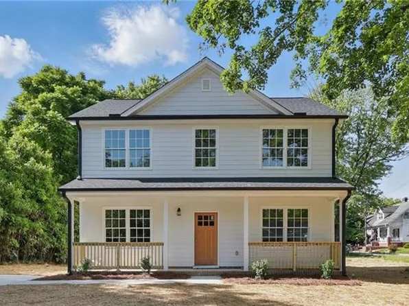 323 Lindsey St, Reidsville, NC 27320