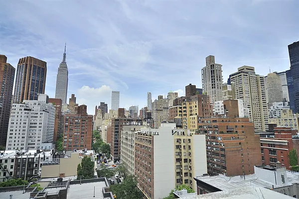Sold by Corcoran | media 6