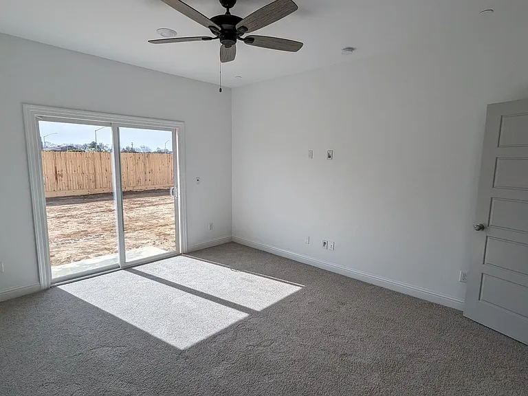 6683 E Liberty Ave — Photo 37