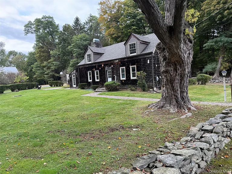 241 White Bridge Rd — Photo 5