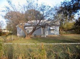 209 S New Hope Rd, Kennedale, TX 76060