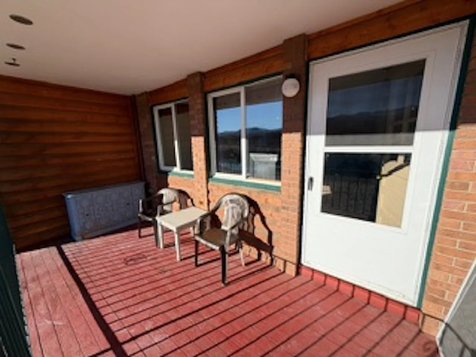 Studio, 400 sqft, $975 — Photo 4