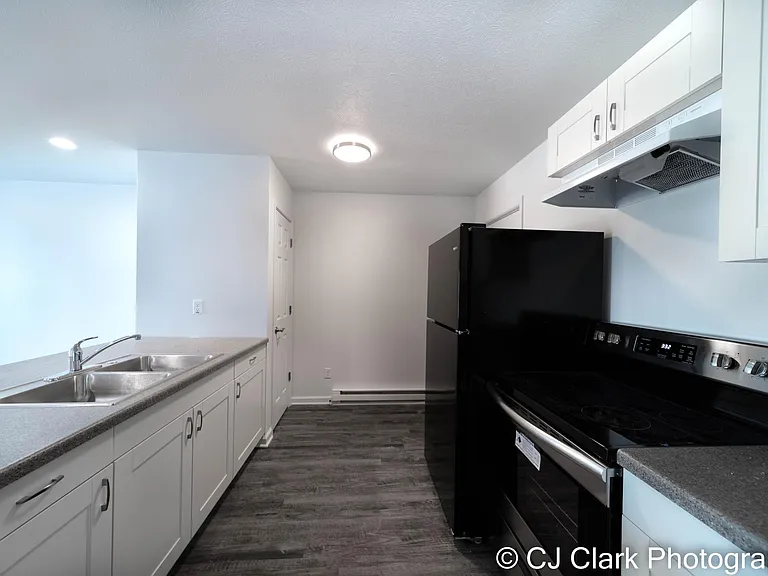 PCPG Apartments — Photo 37
