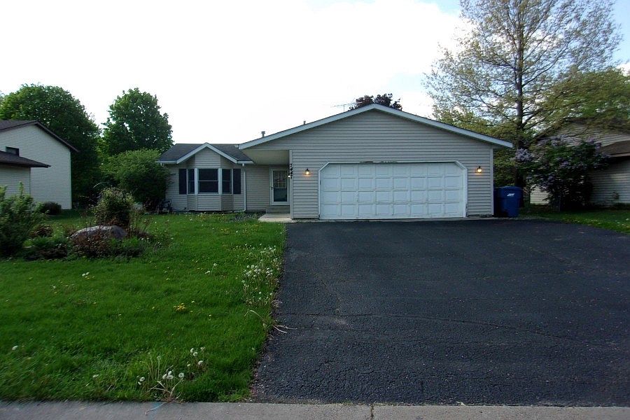 1st image of 7447 Upper 24th St N