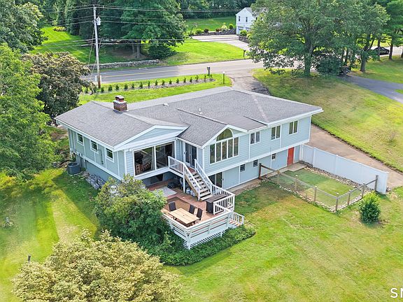 4th image of 570 Grassy Hill Road