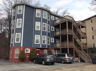 8 Henchman Ter, Worcester, MA 01605