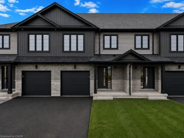 520 Orr St #43, Perth East, ON N5A 0G3