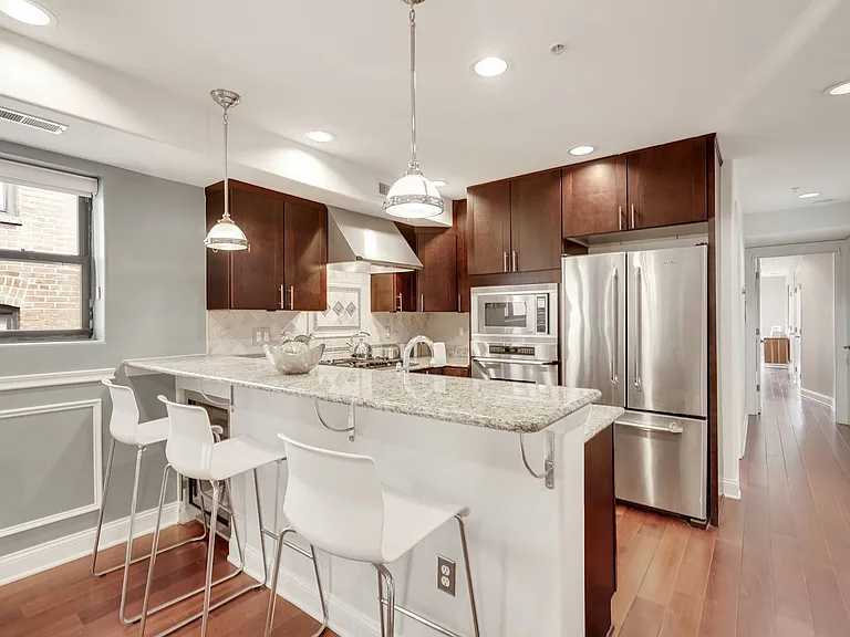 1354 Euclid St NW #402A — Photo 5