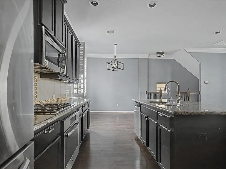 6363 Fairdale Ln #H — Photo 35