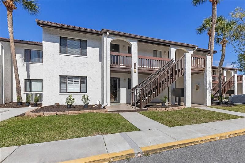 1st image of 1640 Stickney Point Rd #40-101