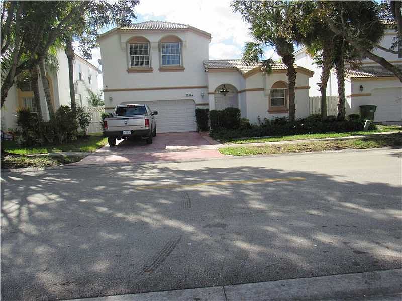 1st image of 15594 NW 5th St