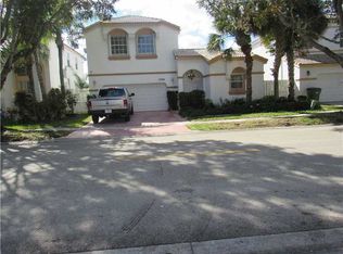 15594 NW 5th St, Pembroke Pines, FL 33028