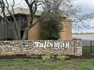 449 W 104th St Unit D, Kansas City, MO 64114