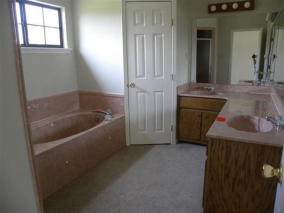 164 Country Meadow Lane, Drummonds, TN 38023