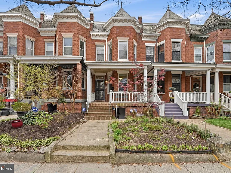 56 Adams St NW — Photo 41