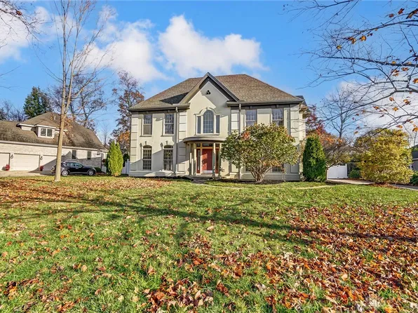 10748 Creek Stone Ct, Dayton, OH 45458