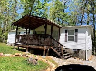 1314 Sourwood Honey Dr, Sevierville, TN 37876