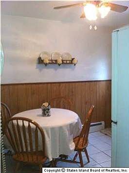5th image of 584 New Dorp Ln