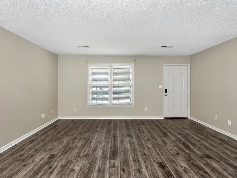 8147 Oldfield Rd SW #1 — Photo 2