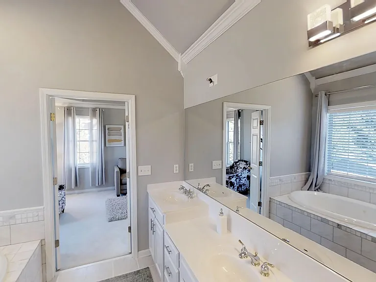 115 Thistlewood Ln — Photo 5
