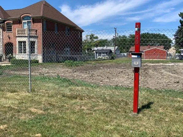 8340 W Winona St, Norridge, IL 60706