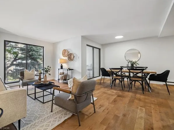 165 Bold St #304, Hamilton, ON L8P 1V4