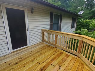 6327 Mountainview Rd, East Stroudsburg, PA 18301