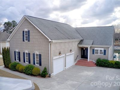 9543 Island Point Rd, Sherrills Ford, NC, 28673