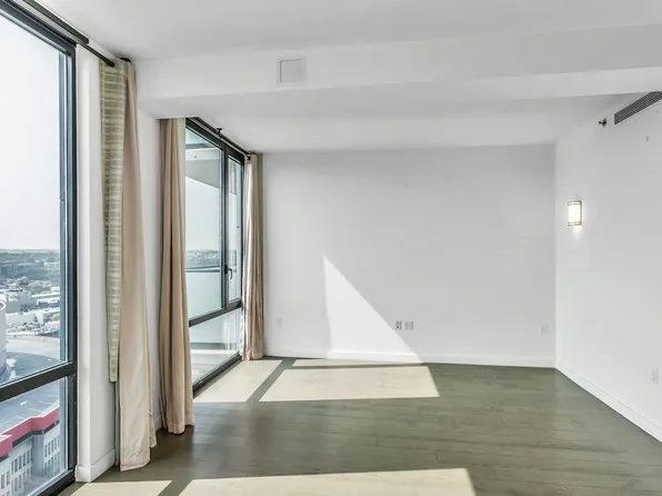 88-08 Justice Avenue image 5 of 24