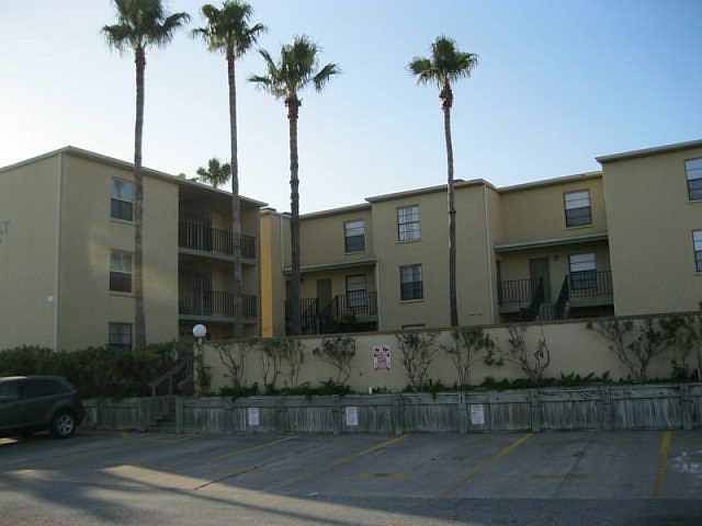 1st image of 104 E Parade Dr #8