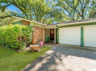 2009 Easy St, Arlington, TX