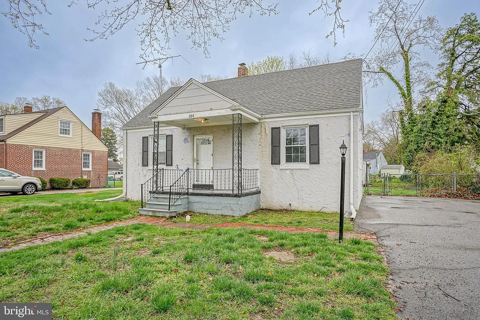 184 Chestnut St photo 1