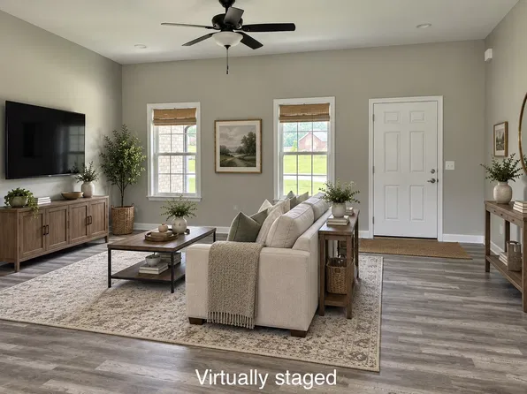 150 Sundance Dr, Lawrenceburg, TN 38464